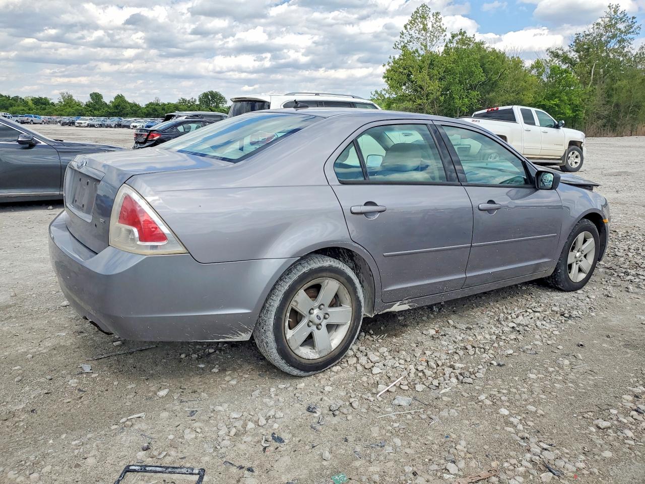 2007 FORD FUSION SE photo 5