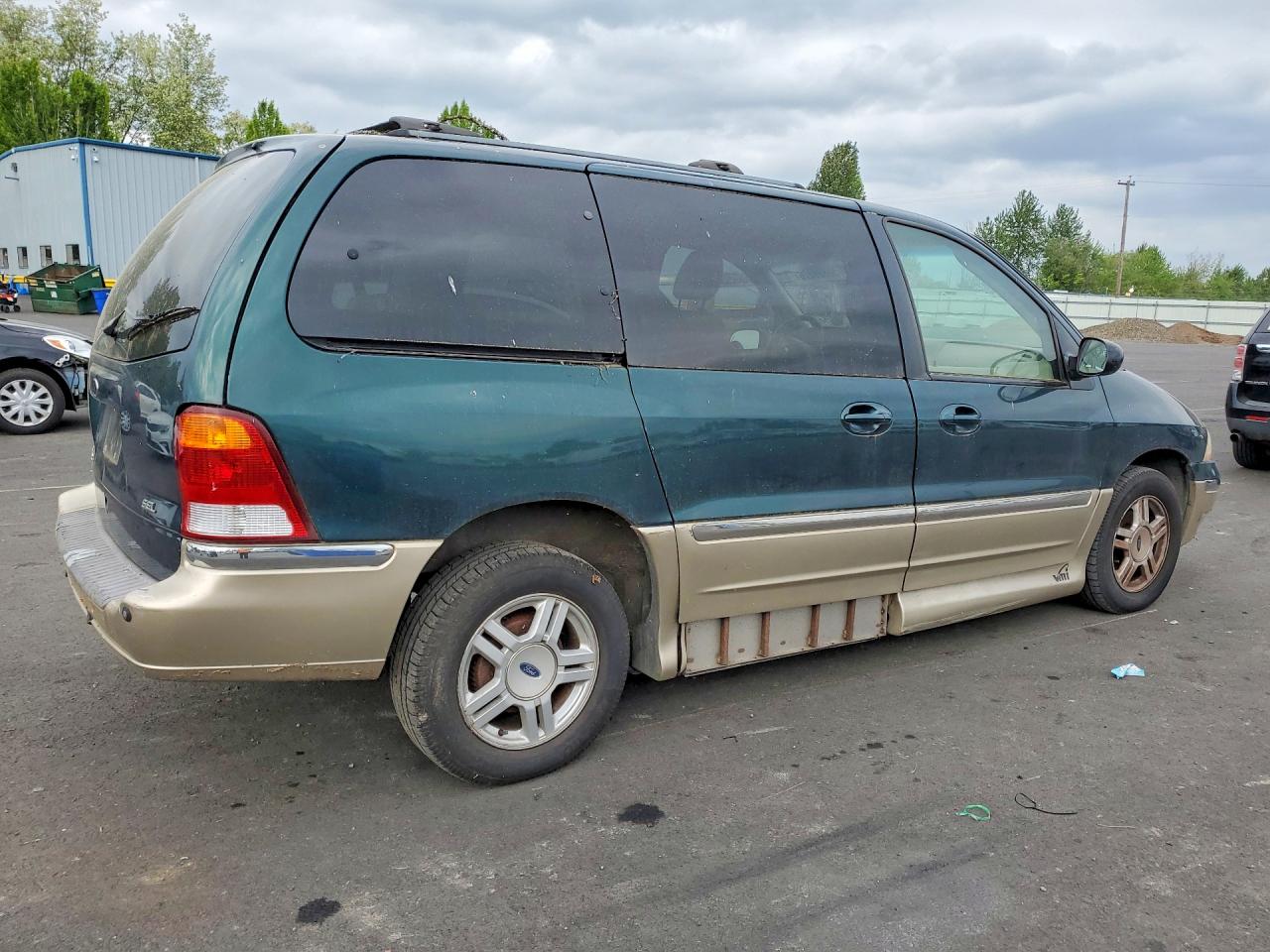 2001 FORD WINDSTAR SEL photo 5