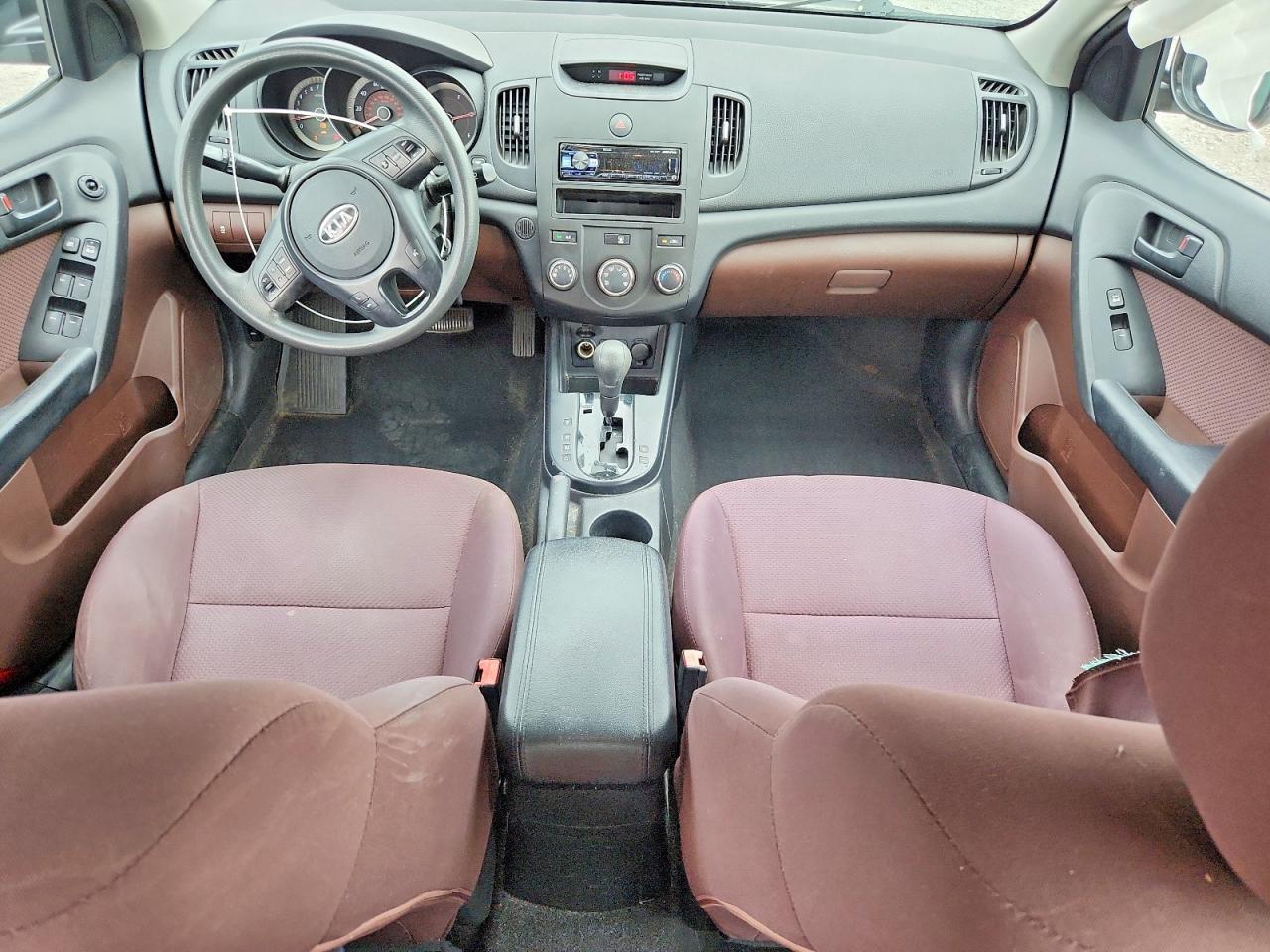 2010 KIA FORTE EX photo 8