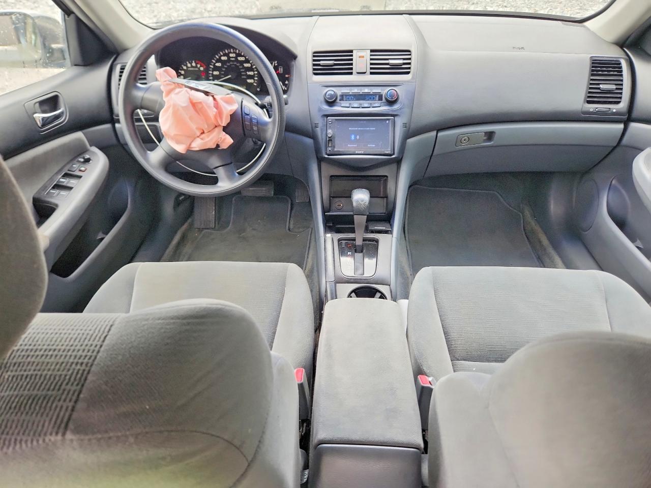 2007 HONDA ACCORD LX photo 22