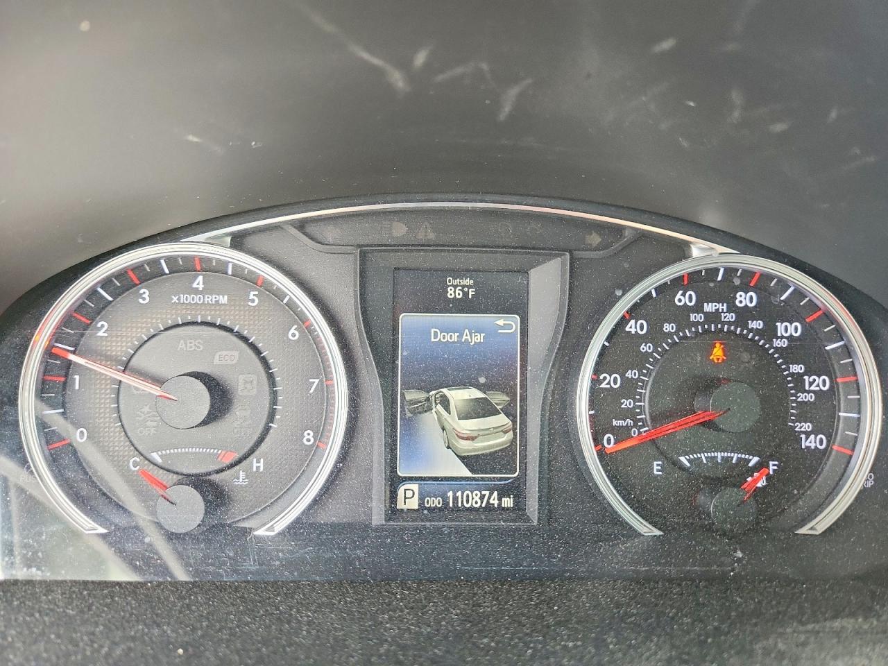2017 TOYOTA CAMRY SE photo 17