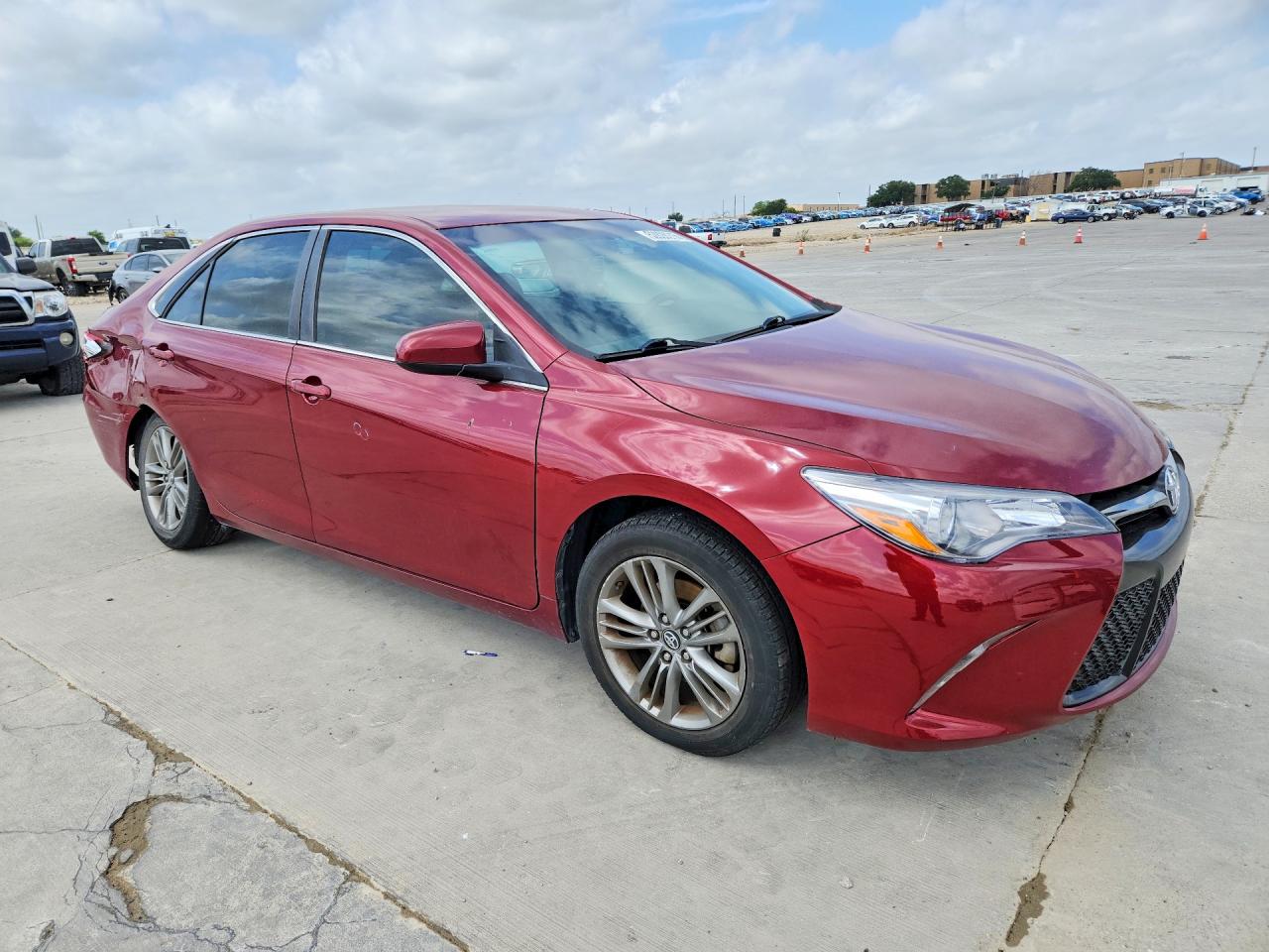 2017 TOYOTA CAMRY SE photo 7