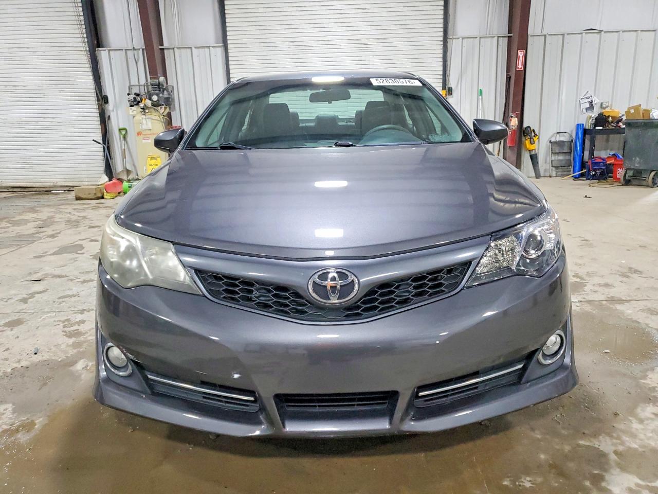 2012 TOYOTA CAMRY SE photo 5