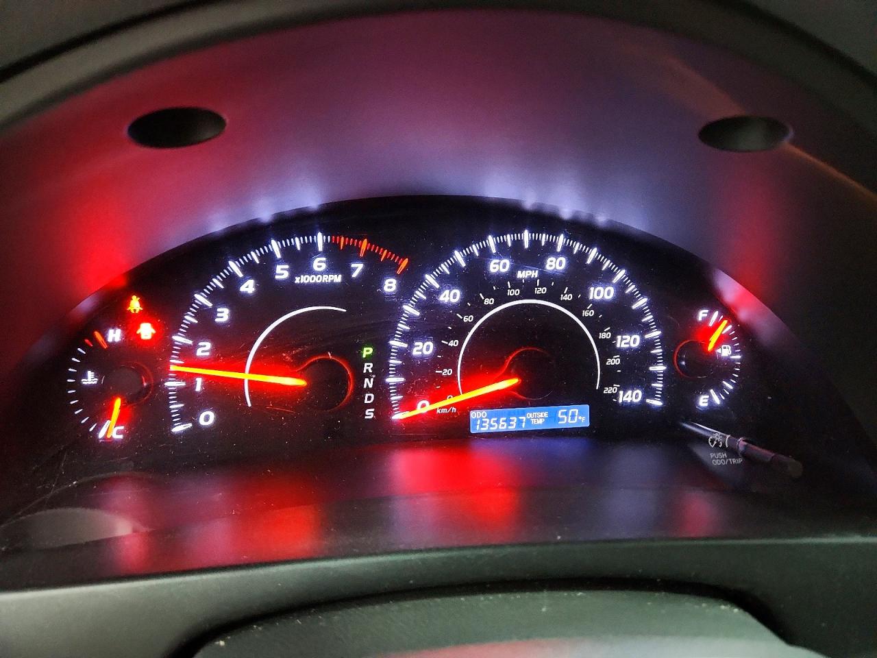 2011 TOYOTA CAMRY LE photo 17