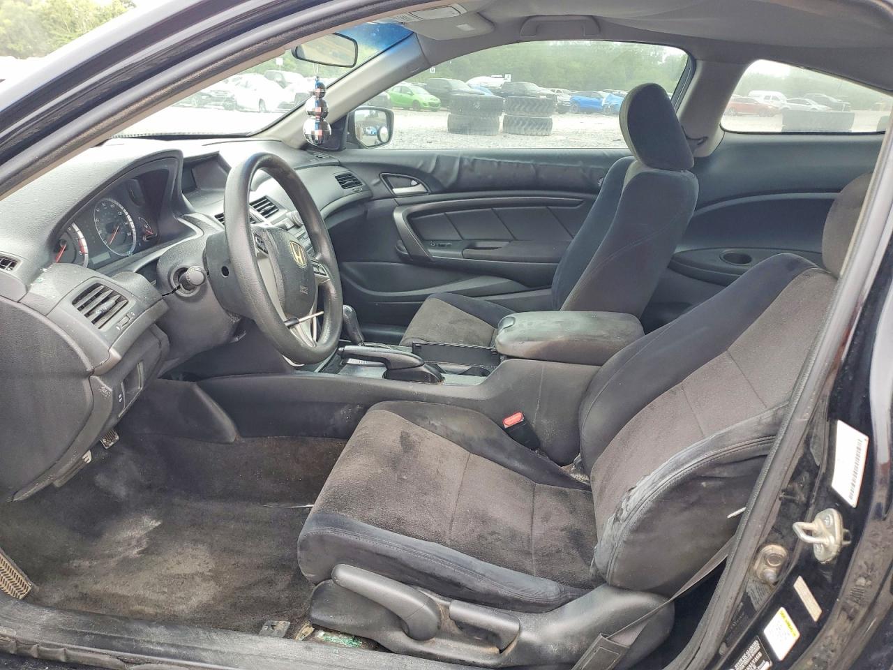 2010 HONDA ACCORD LX photo 13