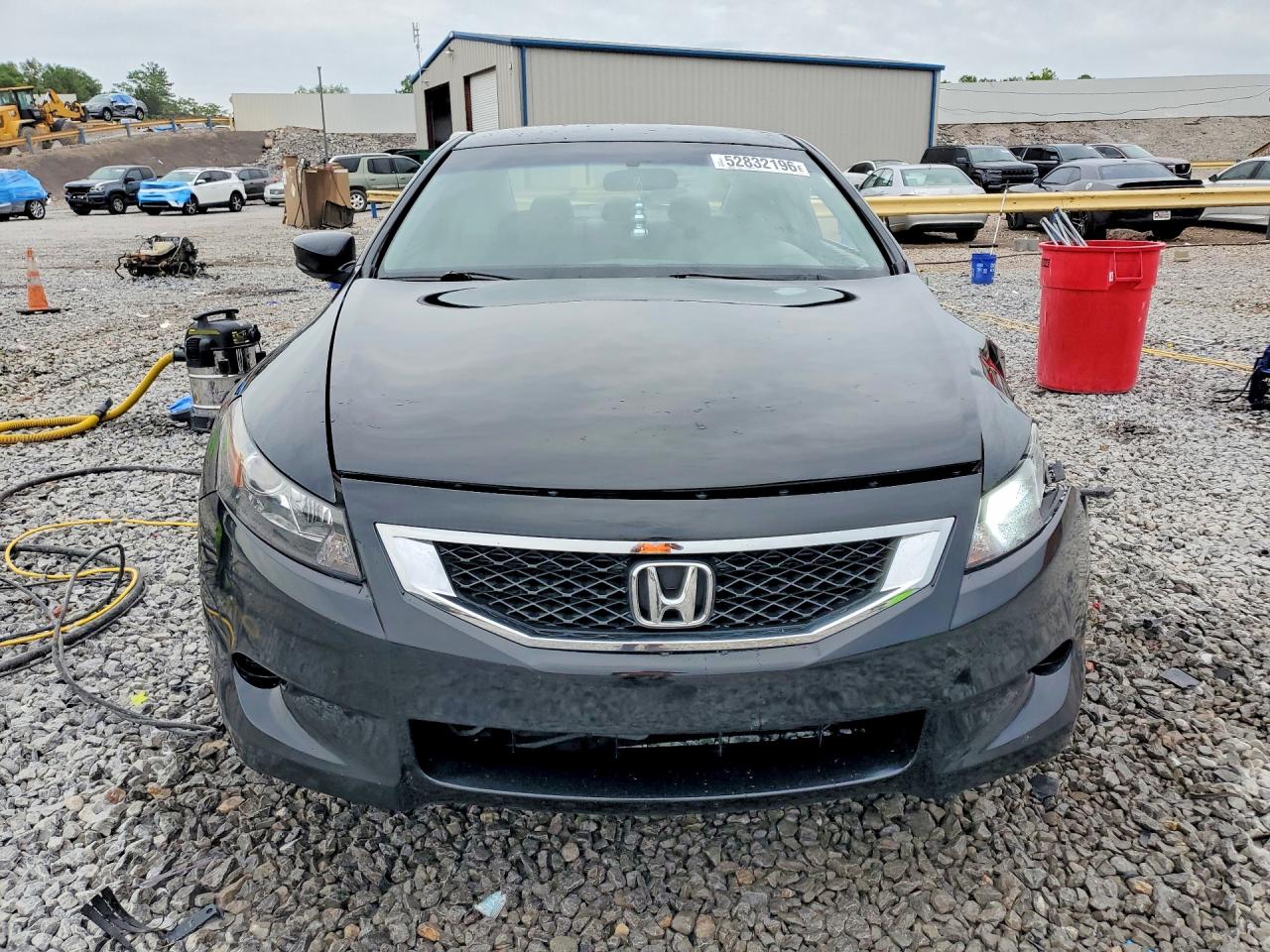 2010 HONDA ACCORD LX photo 9