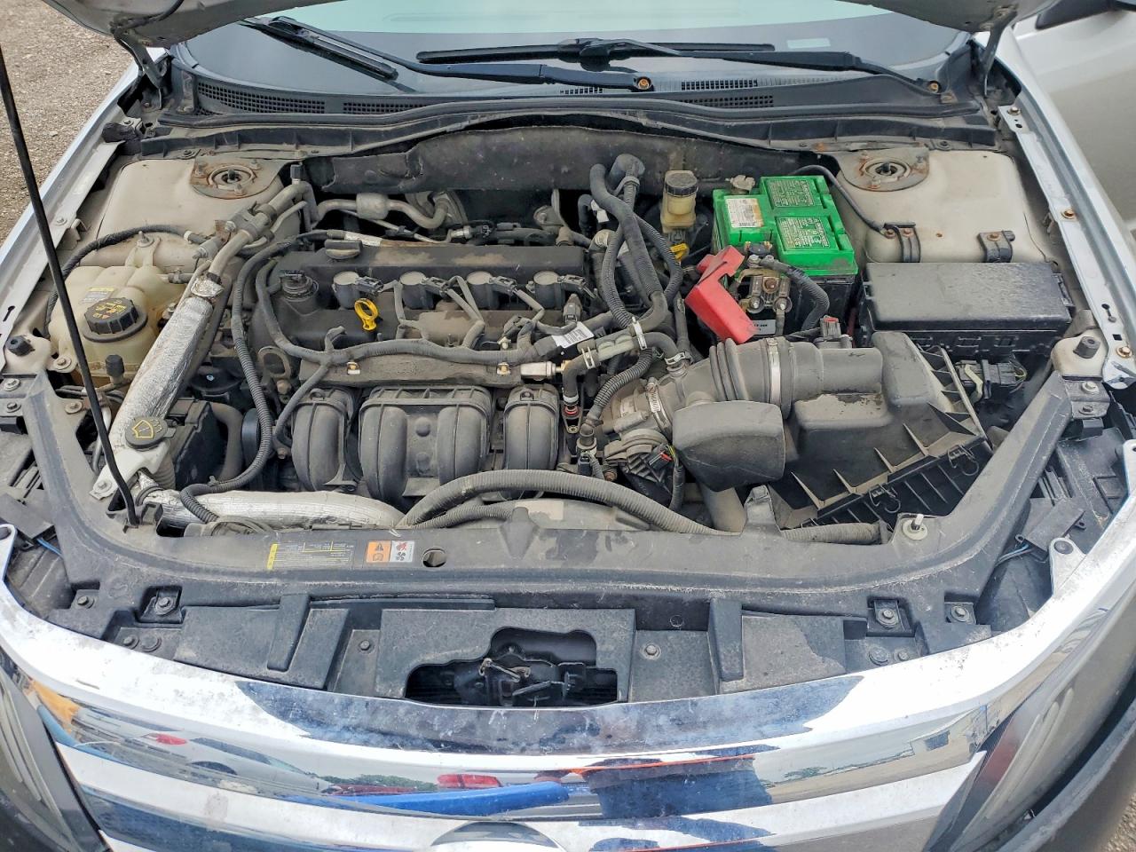 2010 FORD FUSION SE photo 11