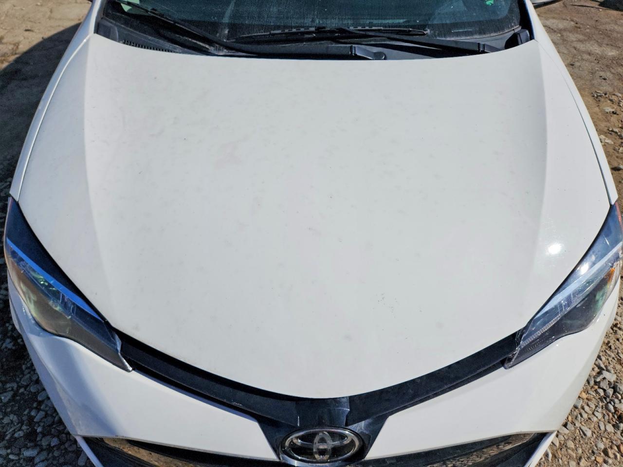 2017 TOYOTA COROLLA LE photo 31