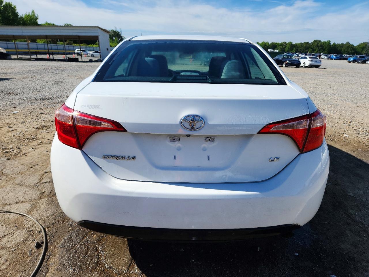 2017 TOYOTA COROLLA LE photo 16