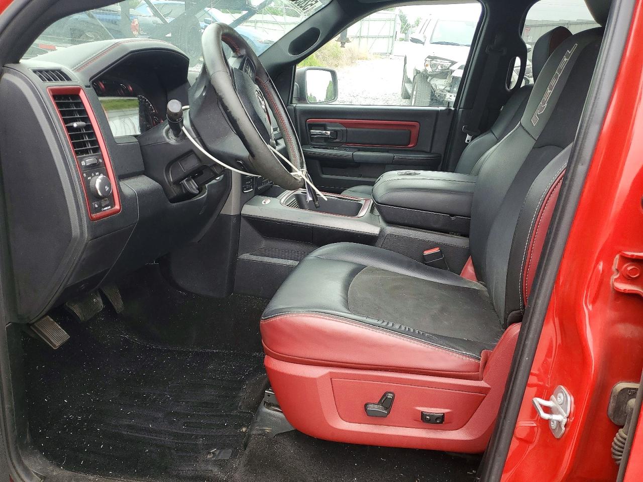 2016 RAM 1500 REBEL photo 13