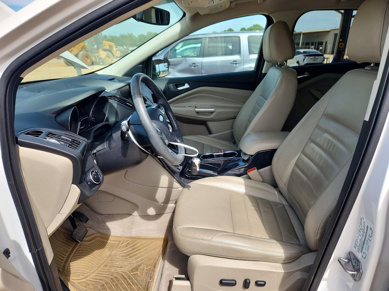 2015 FORD ESCAPE TITANIUM photo 13