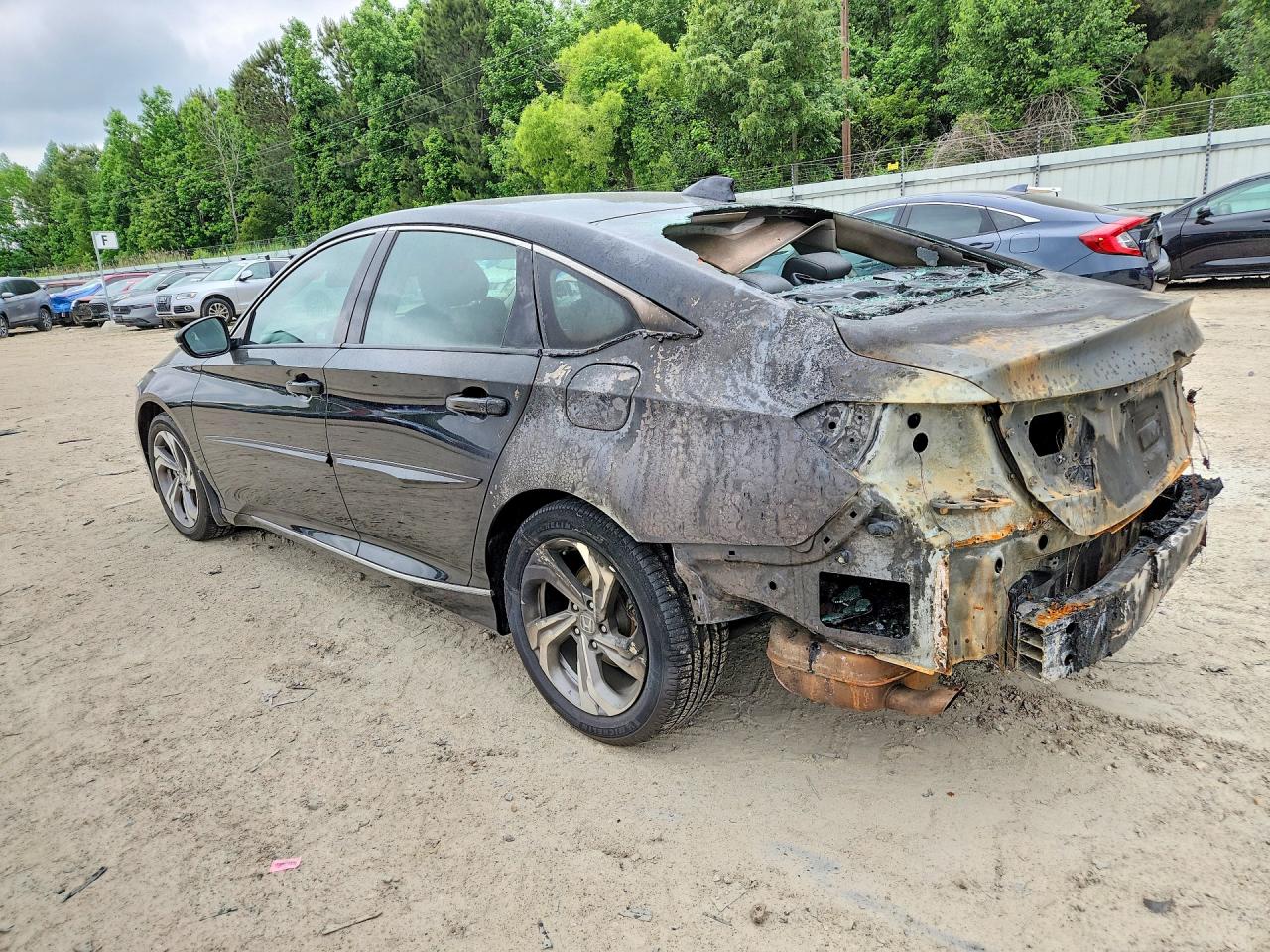 2018 HONDA ACCORD EXL photo 3