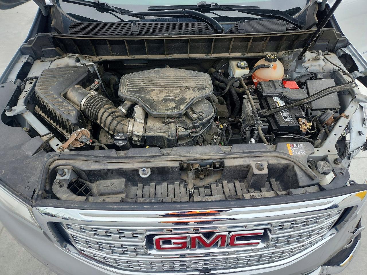 2019 GMC ACADIA DENALI photo 12