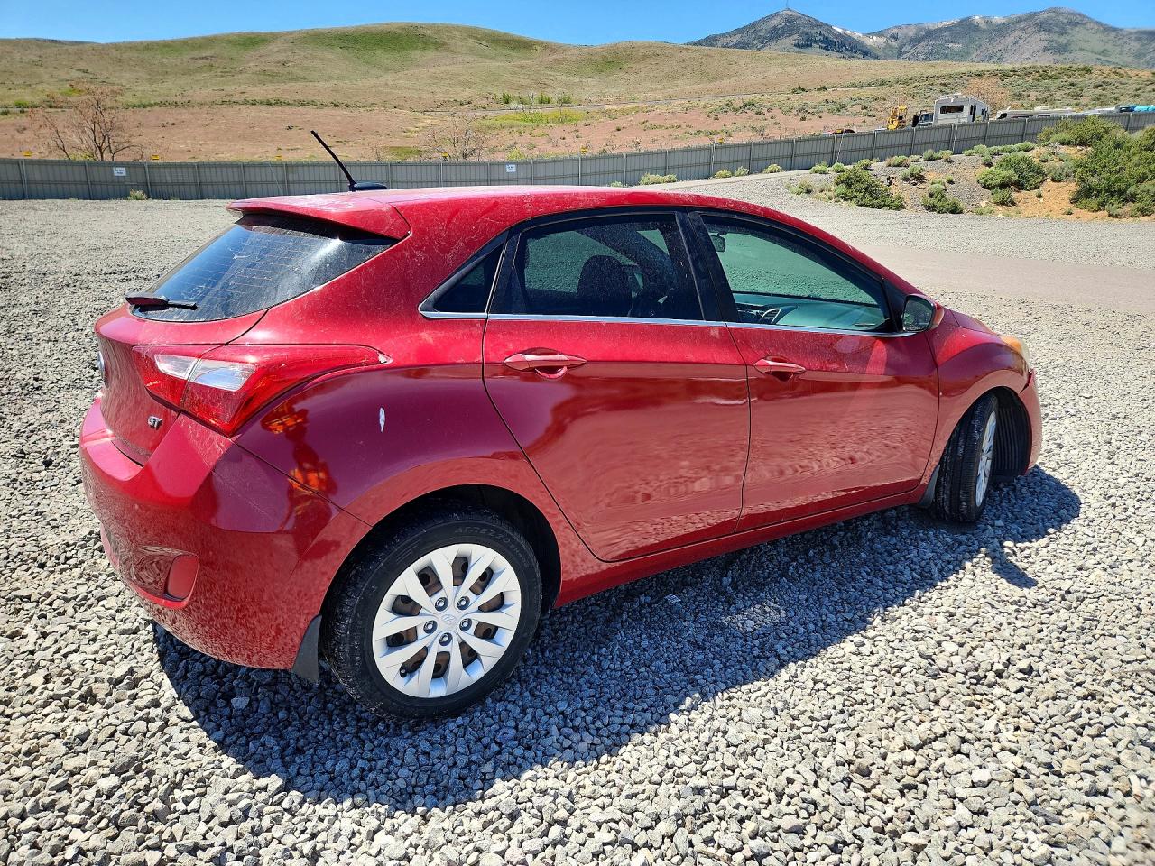 2017 HYUNDAI ELANTRA GT BASE photo 5