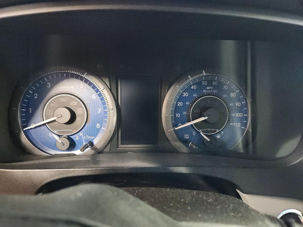 2017 TOYOTA SIENNA XLE 8-PASSENGER photo 17