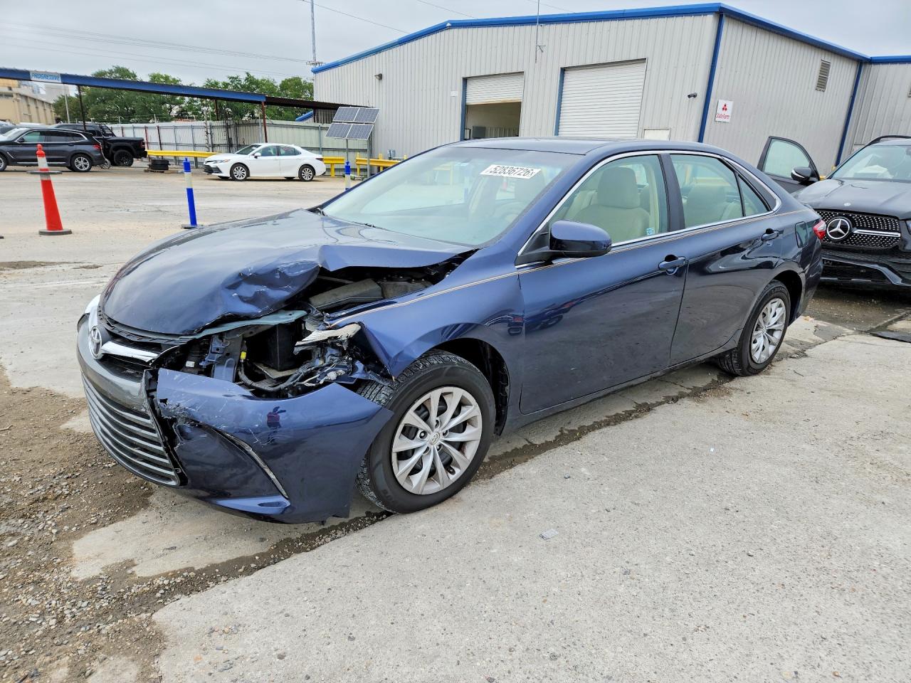 2015 TOYOTA CAMRY