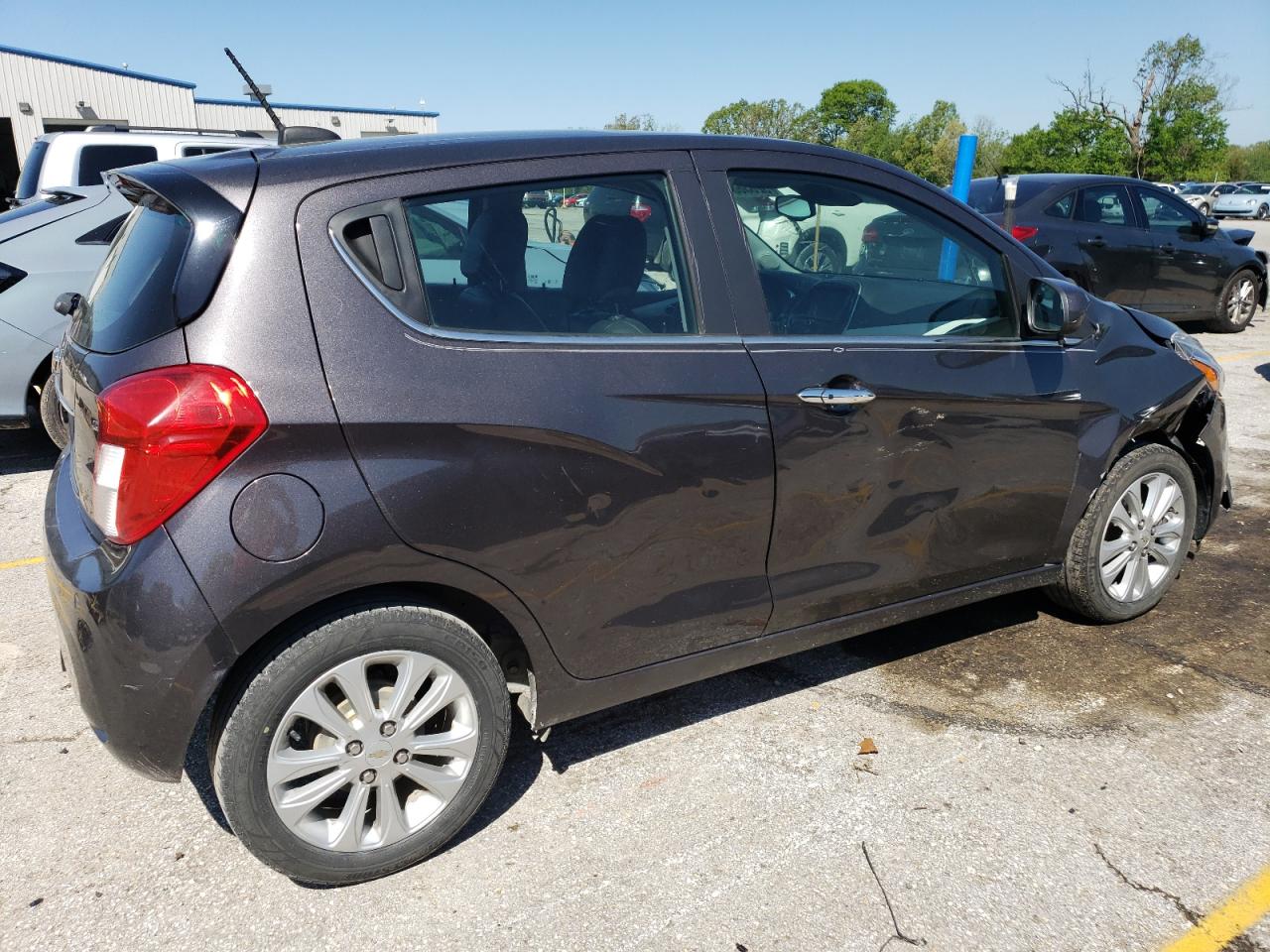 2016 CHEVROLET SPARK 2LT photo 5