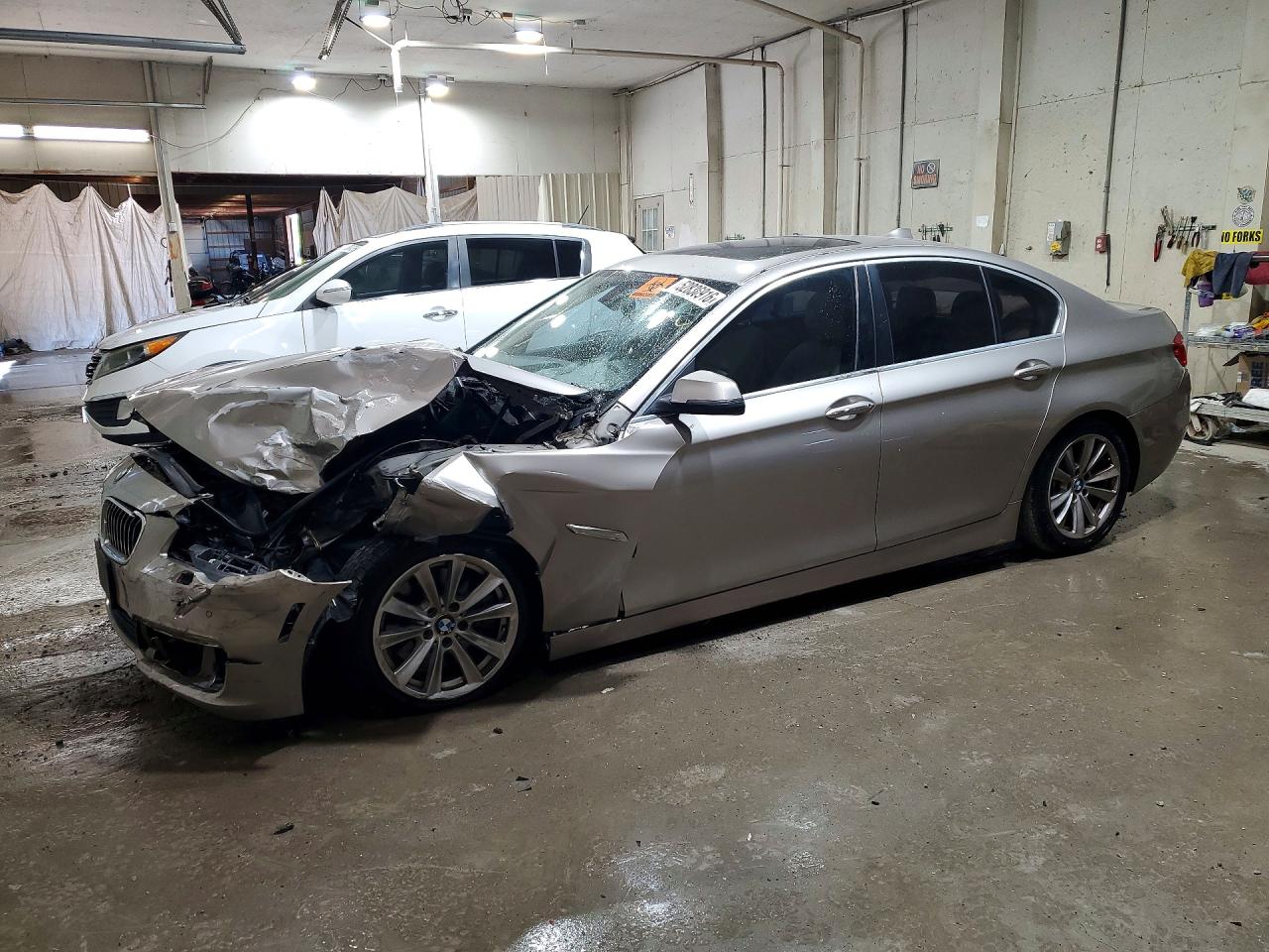 2015 BMW 528