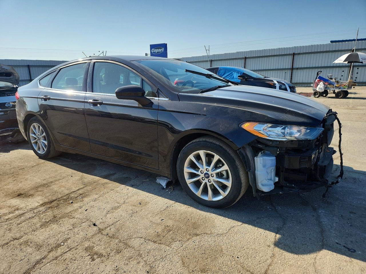 2017 FORD FUSION SE photo 4