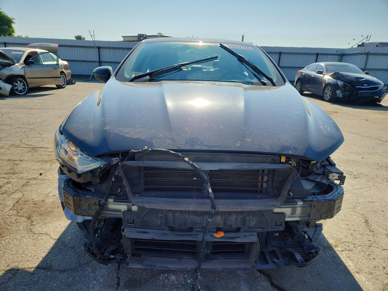 2017 FORD FUSION SE photo 5