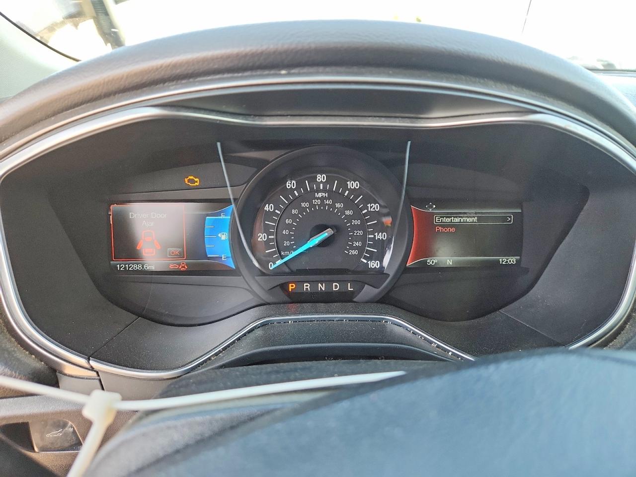 2017 FORD FUSION SE photo 9