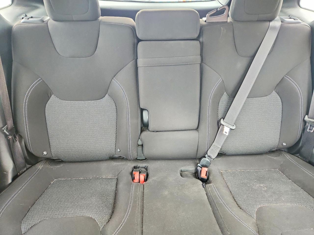 2019 JEEP CHEROKEE LATITUDE photo 28
