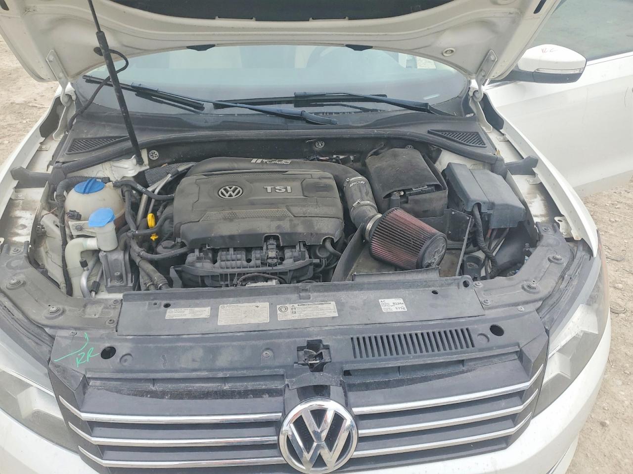 2014 VOLKSWAGEN PASSAT SE photo 21