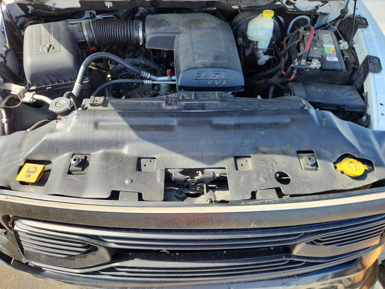 2016 RAM 1500 ST photo 31