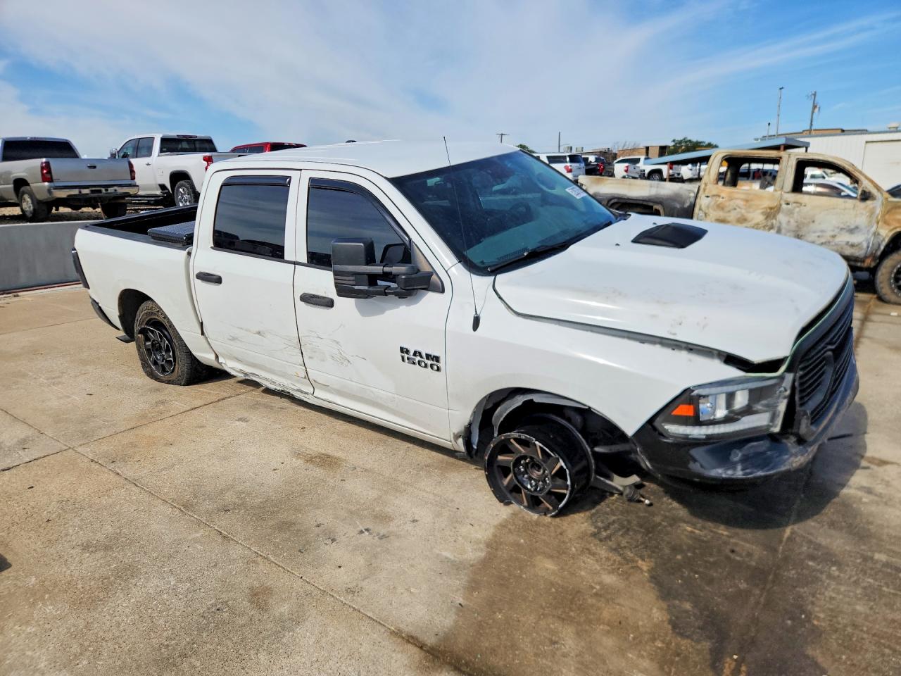 2016 RAM 1500 ST photo 10