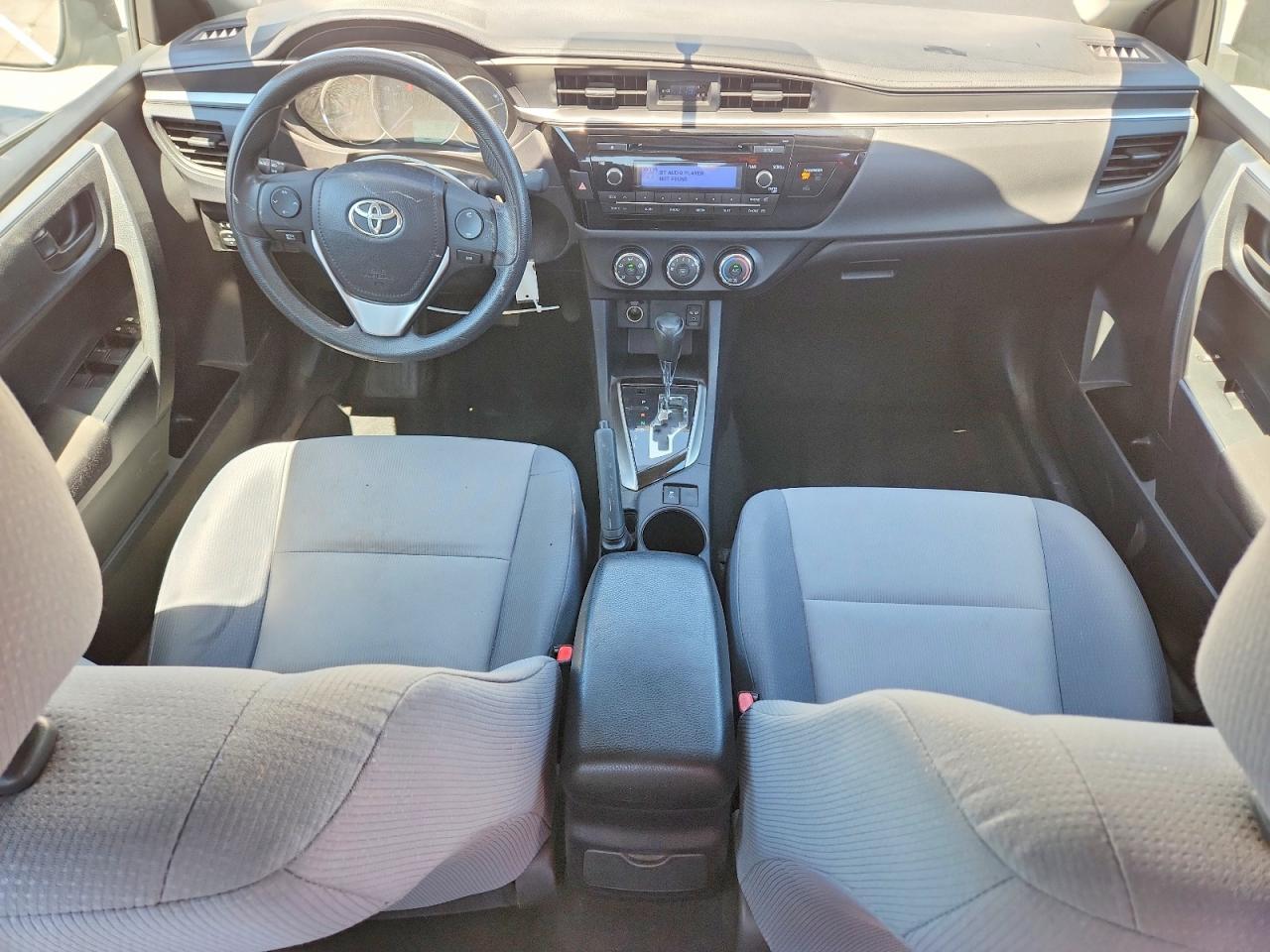 2014 TOYOTA COROLLA L photo 22