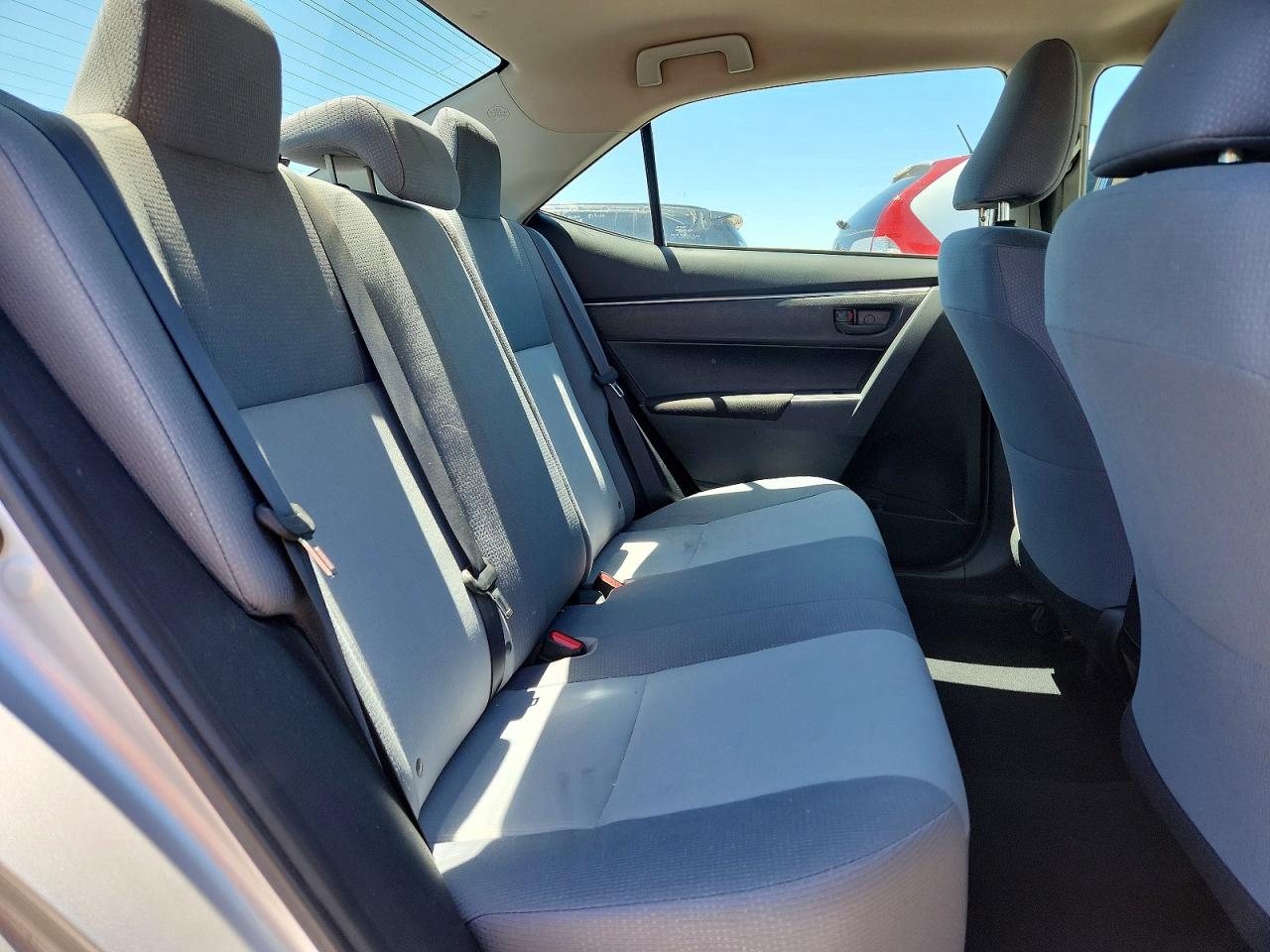 2014 TOYOTA COROLLA L photo 28