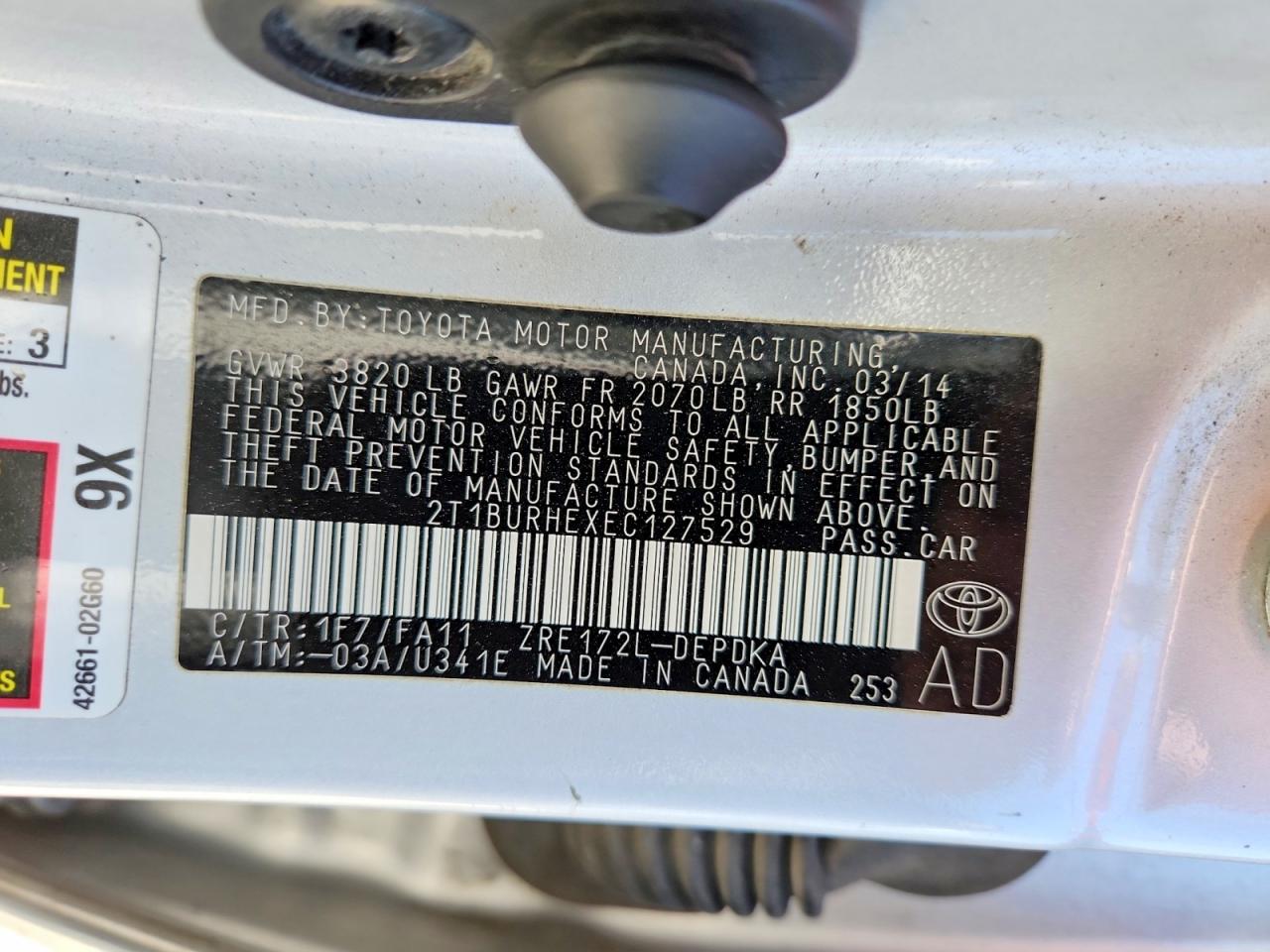 2014 TOYOTA COROLLA L photo 37
