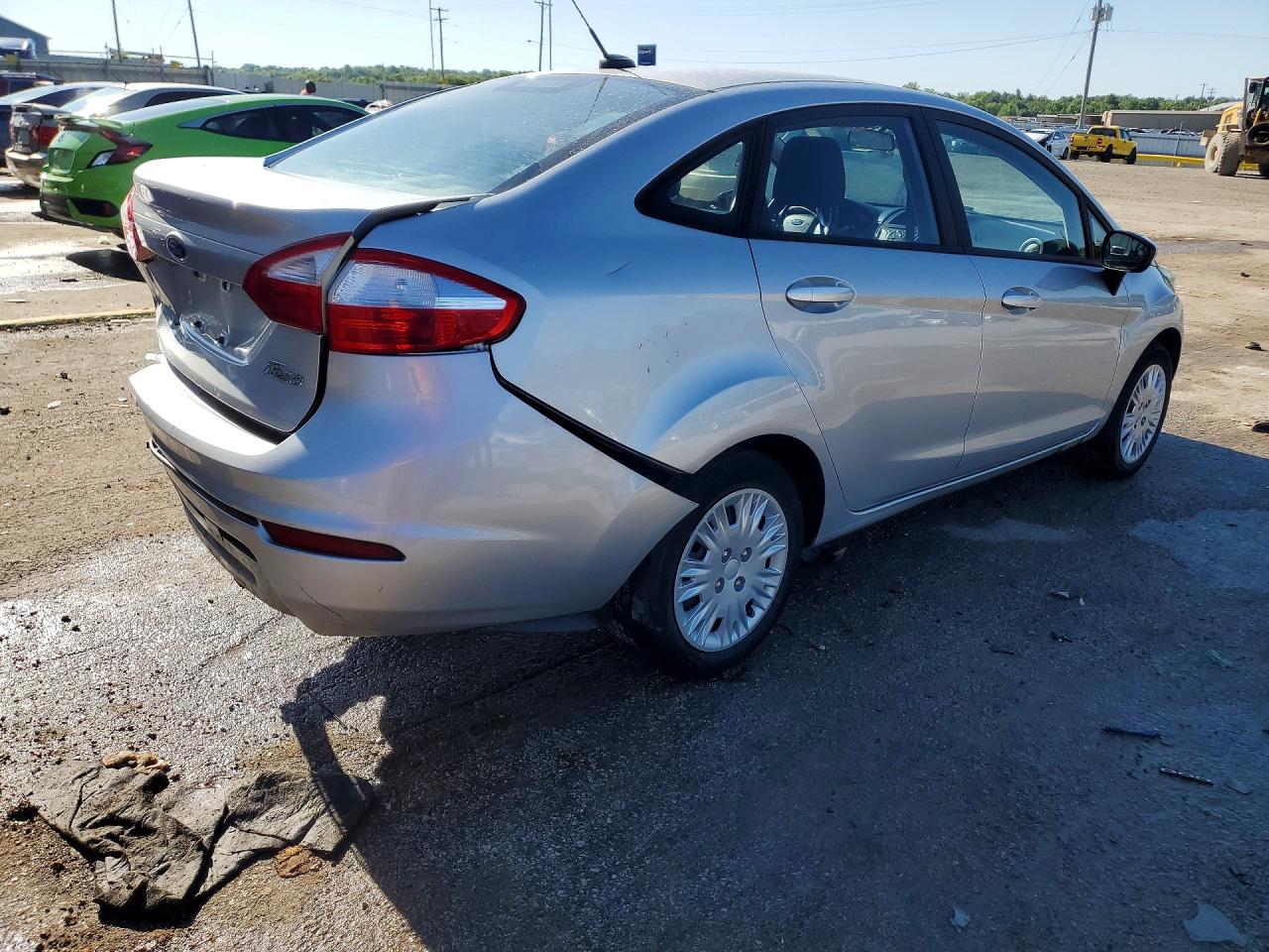 2016 FORD FIESTA S photo 7