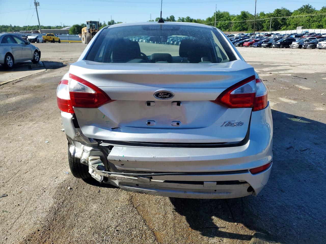 2016 FORD FIESTA S photo 16
