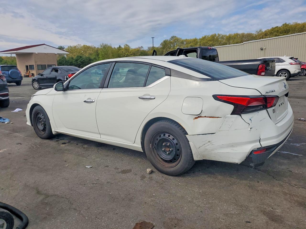 2019 NISSAN ALTIMA photo 3