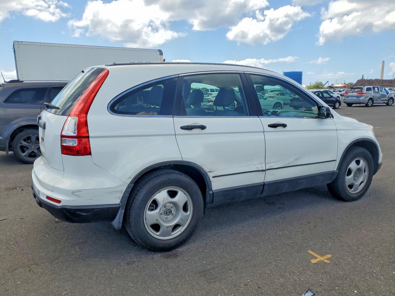 2011 HONDA CR-V LX photo 5