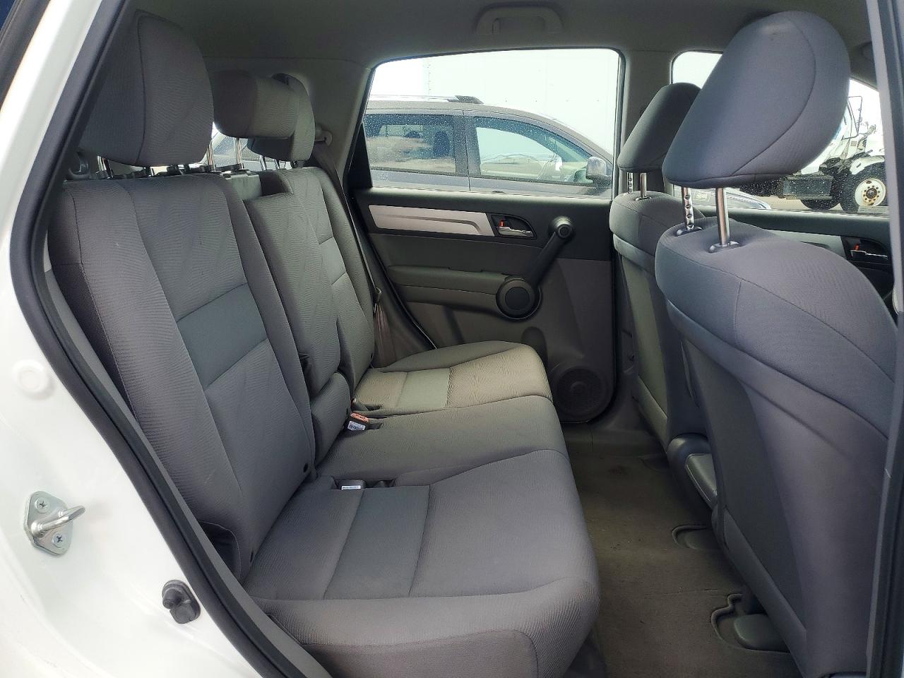 2011 HONDA CR-V LX photo 21