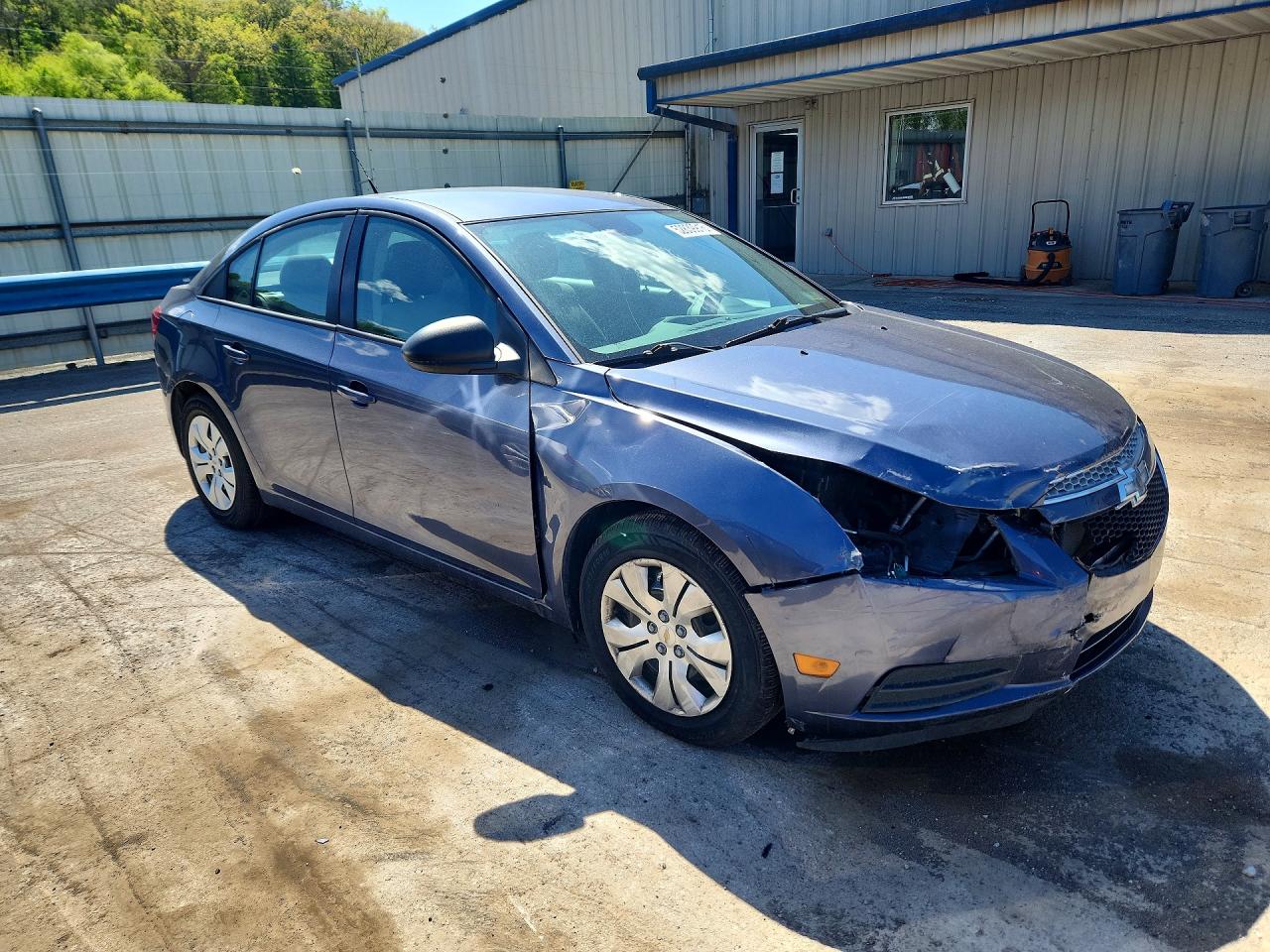 2014 CHEVROLET CRUZE LS photo 10