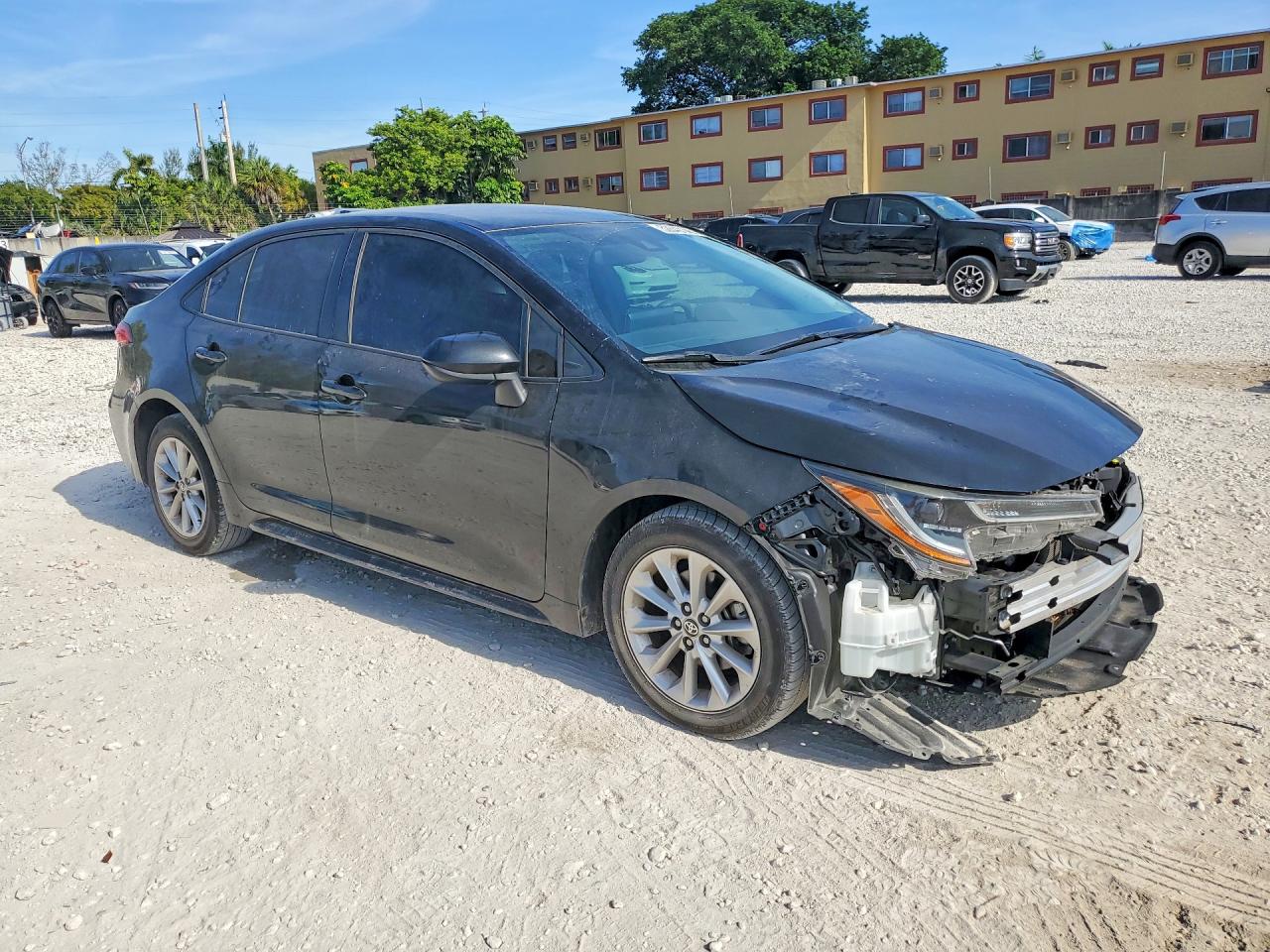 2022 TOYOTA COROLLA LE photo 7