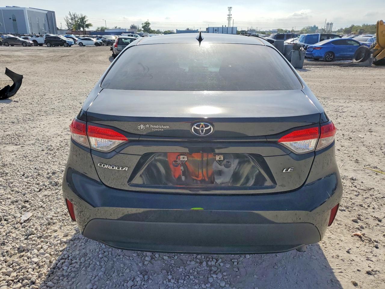 2022 TOYOTA COROLLA LE photo 11