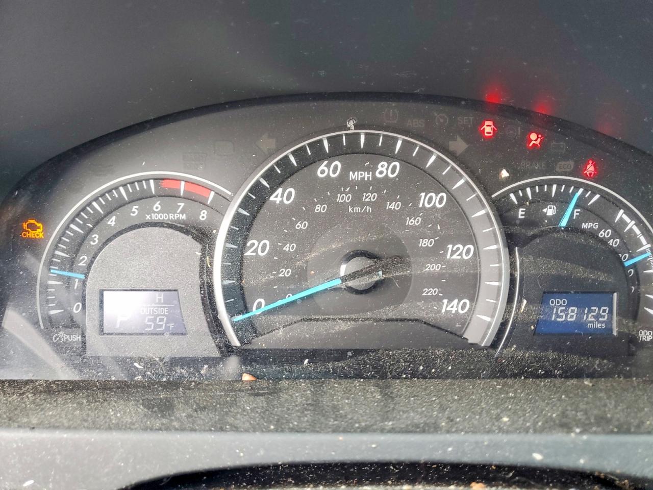 2012 TOYOTA CAMRY LE photo 25