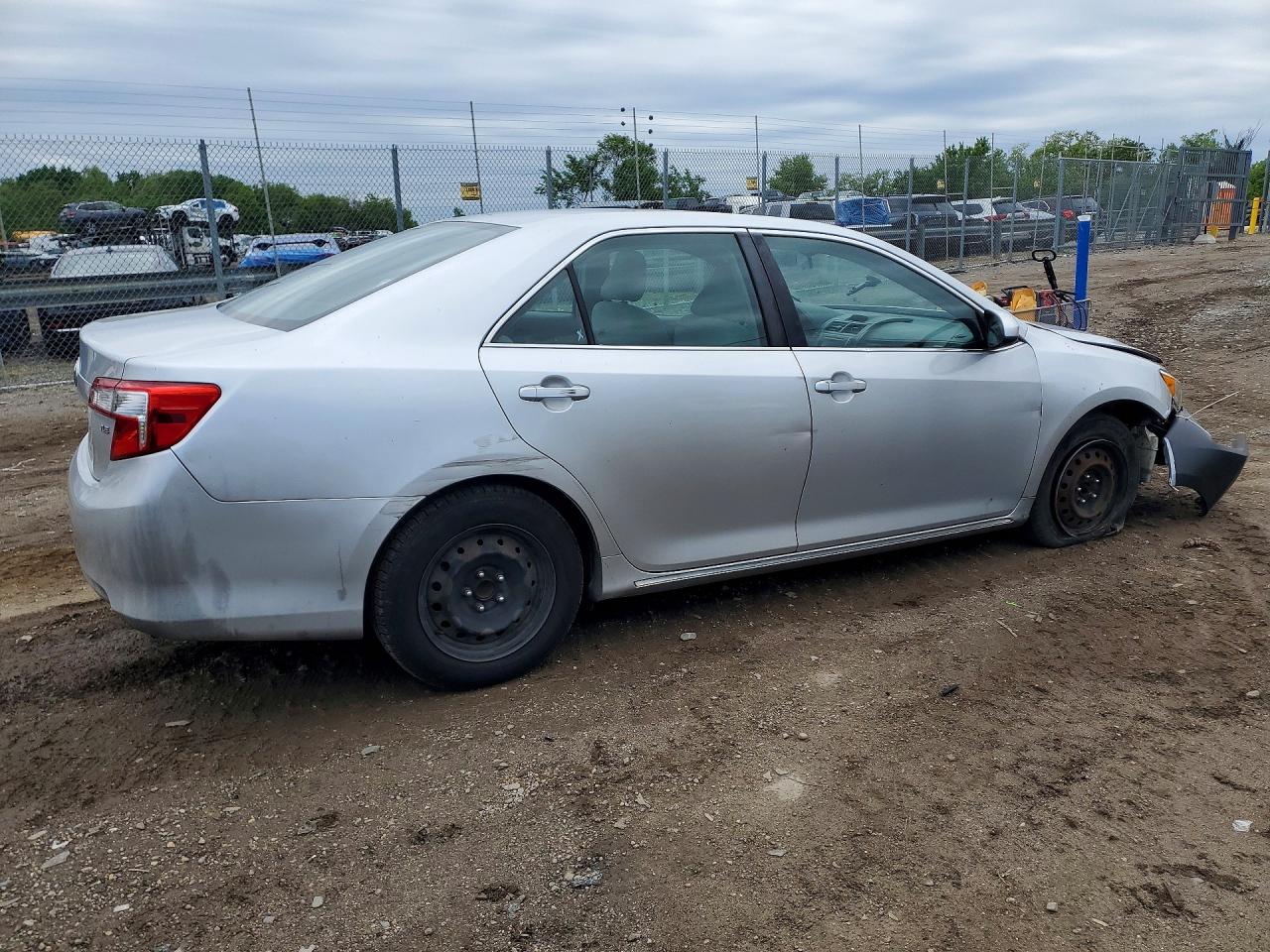 2012 TOYOTA CAMRY LE photo 7