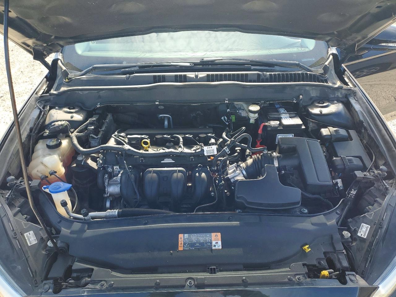 2014 FORD FUSION SE photo 11