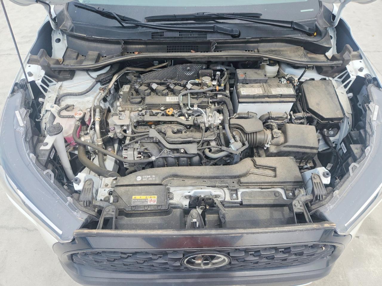 2024 TOYOTA COROLLA CROSS L photo 34