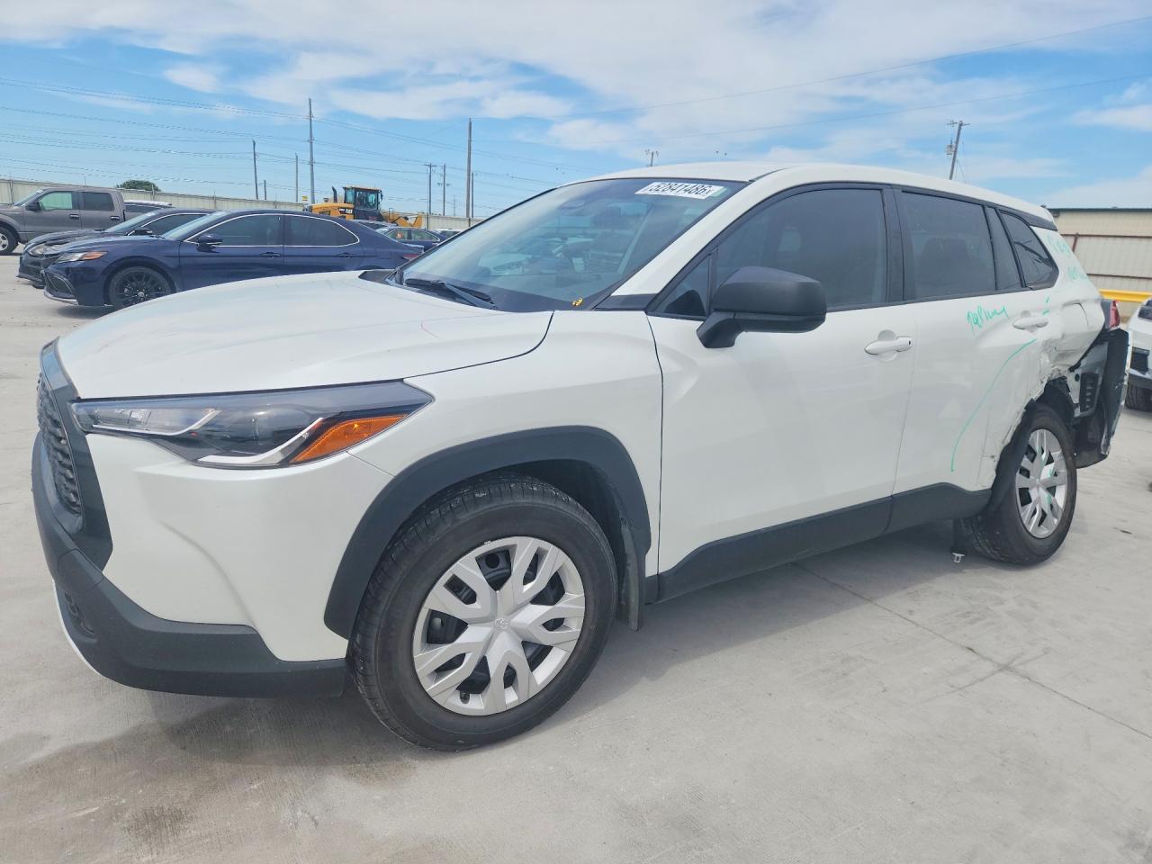2024 TOYOTA COROLLA CROSS