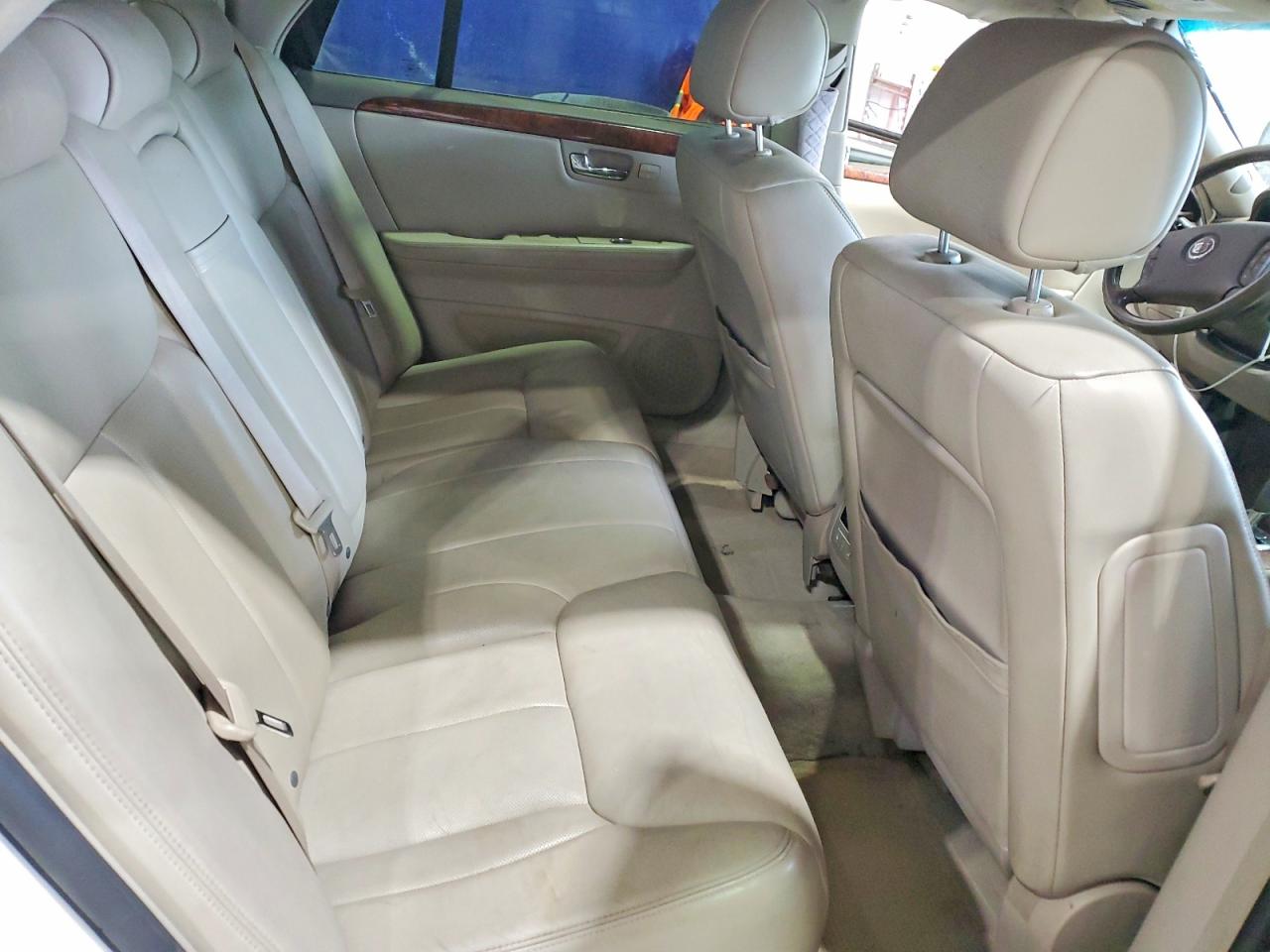 2006 CADILLAC DTS photo 10
