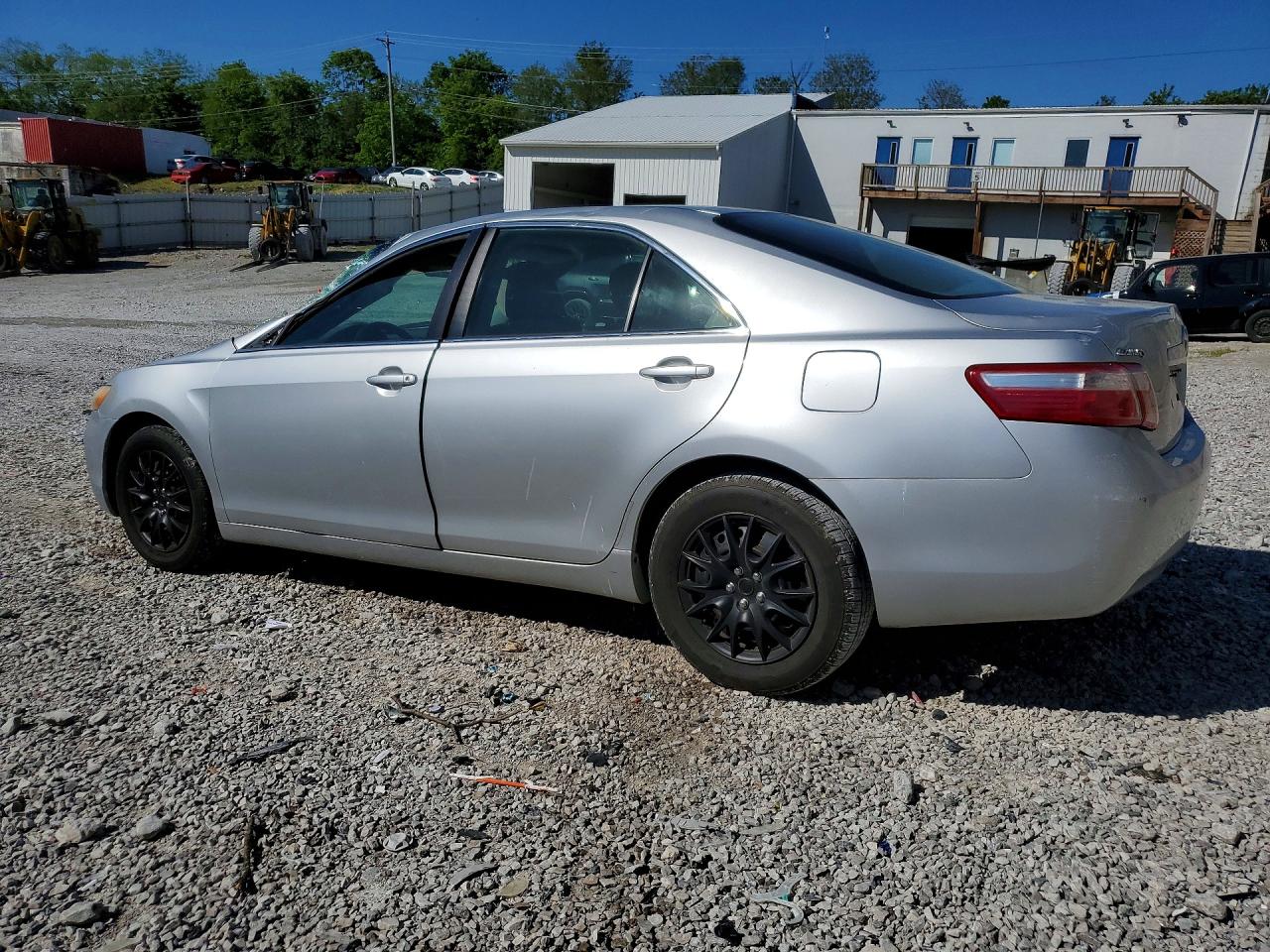 2009 TOYOTA CAMRY LE photo 3