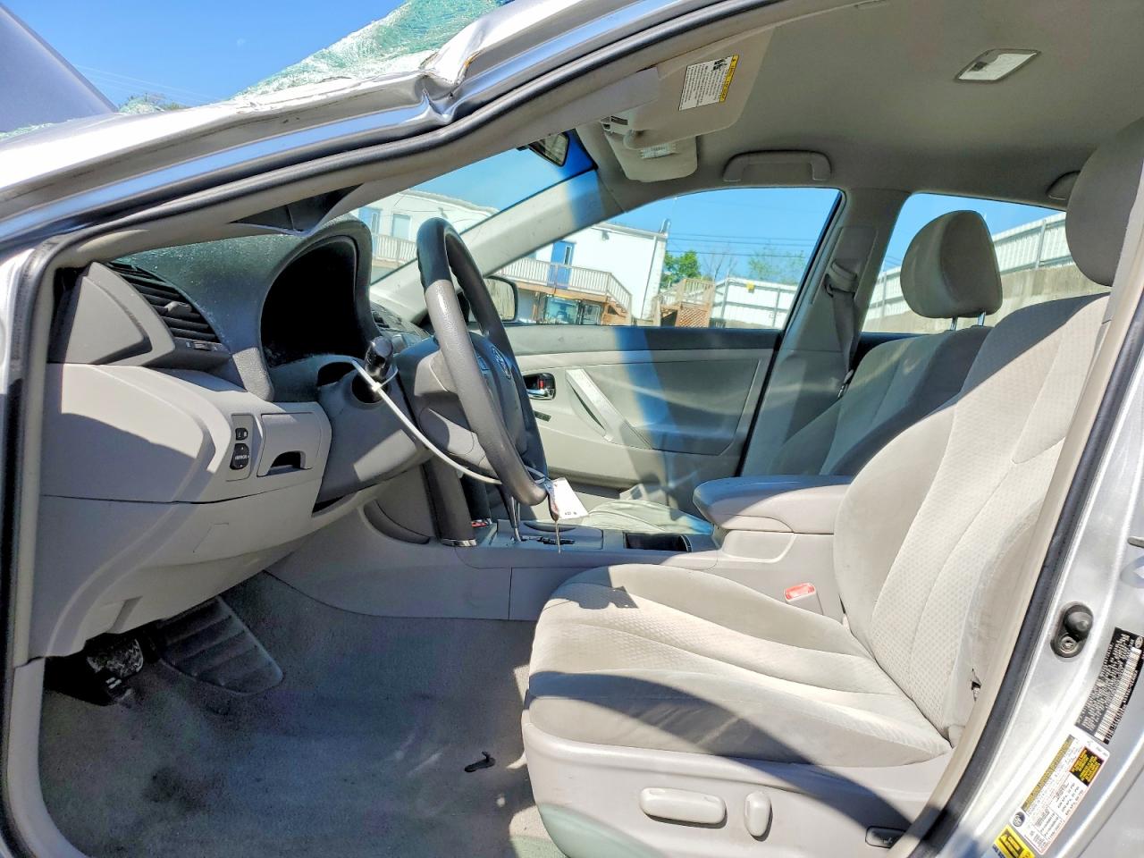 2009 TOYOTA CAMRY LE photo 13