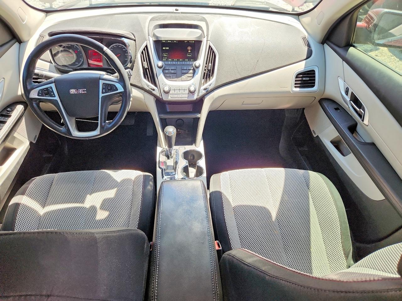 2017 GMC TERRAIN SLE photo 15