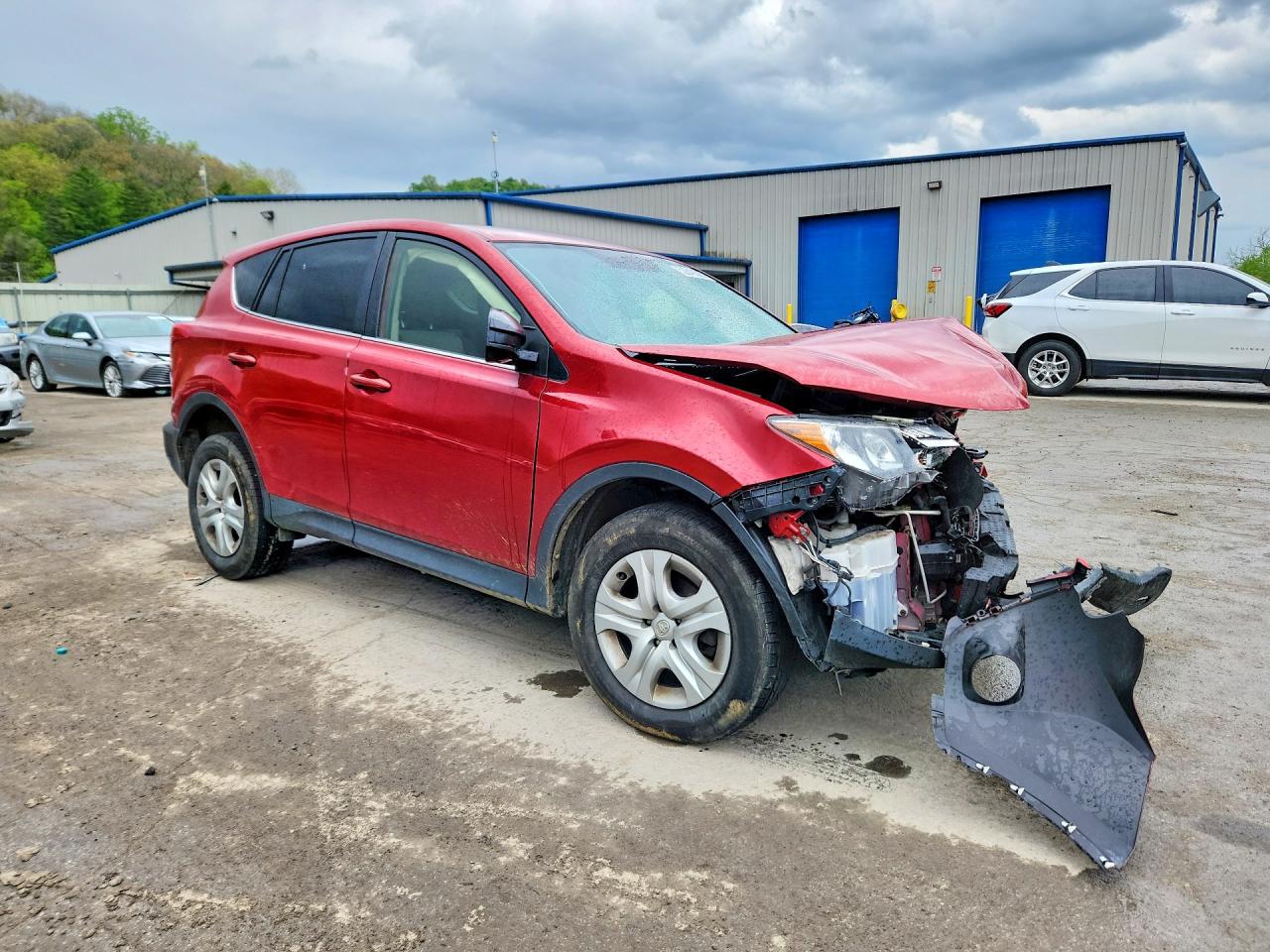 2013 TOYOTA RAV4 LE photo 4